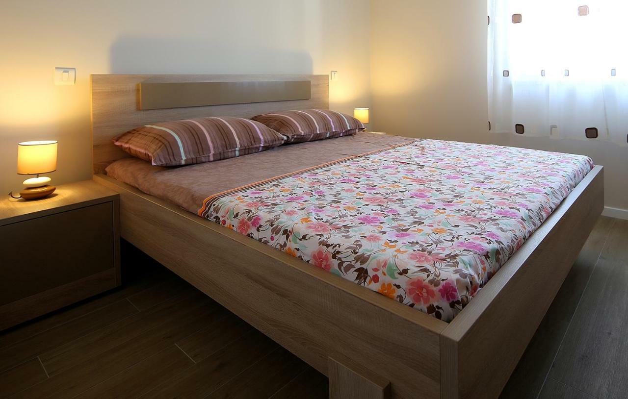 Apartment Porpo Malinska Bagian luar foto