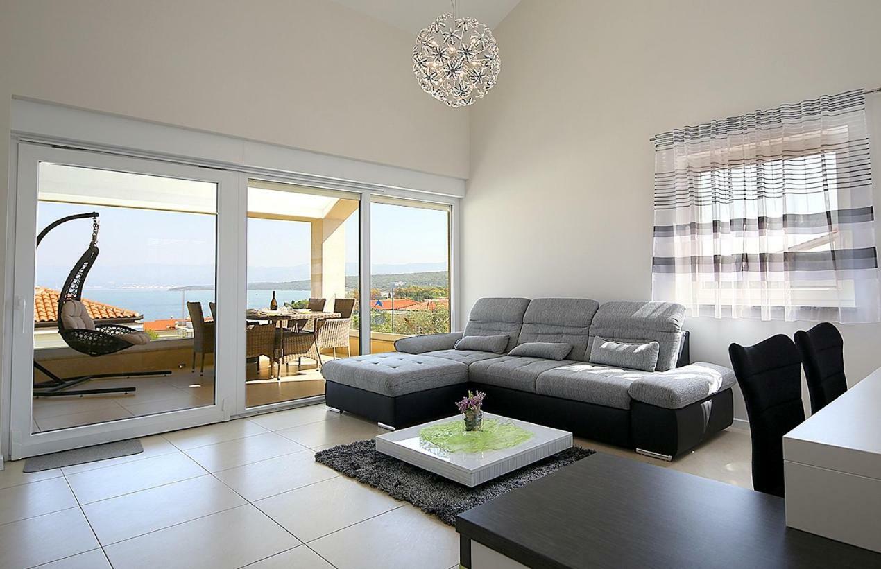Apartment Porpo Malinska Bagian luar foto